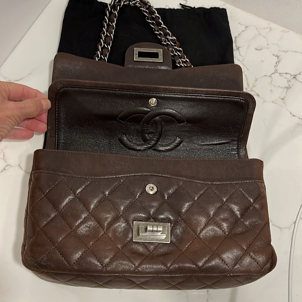 Chanel Double Flap Lambskin leather bag - Picture 5 of 14